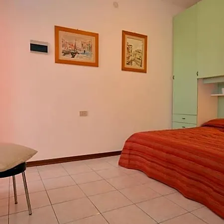 Hotel Comfortable Flat Close To The By Beahost 2*